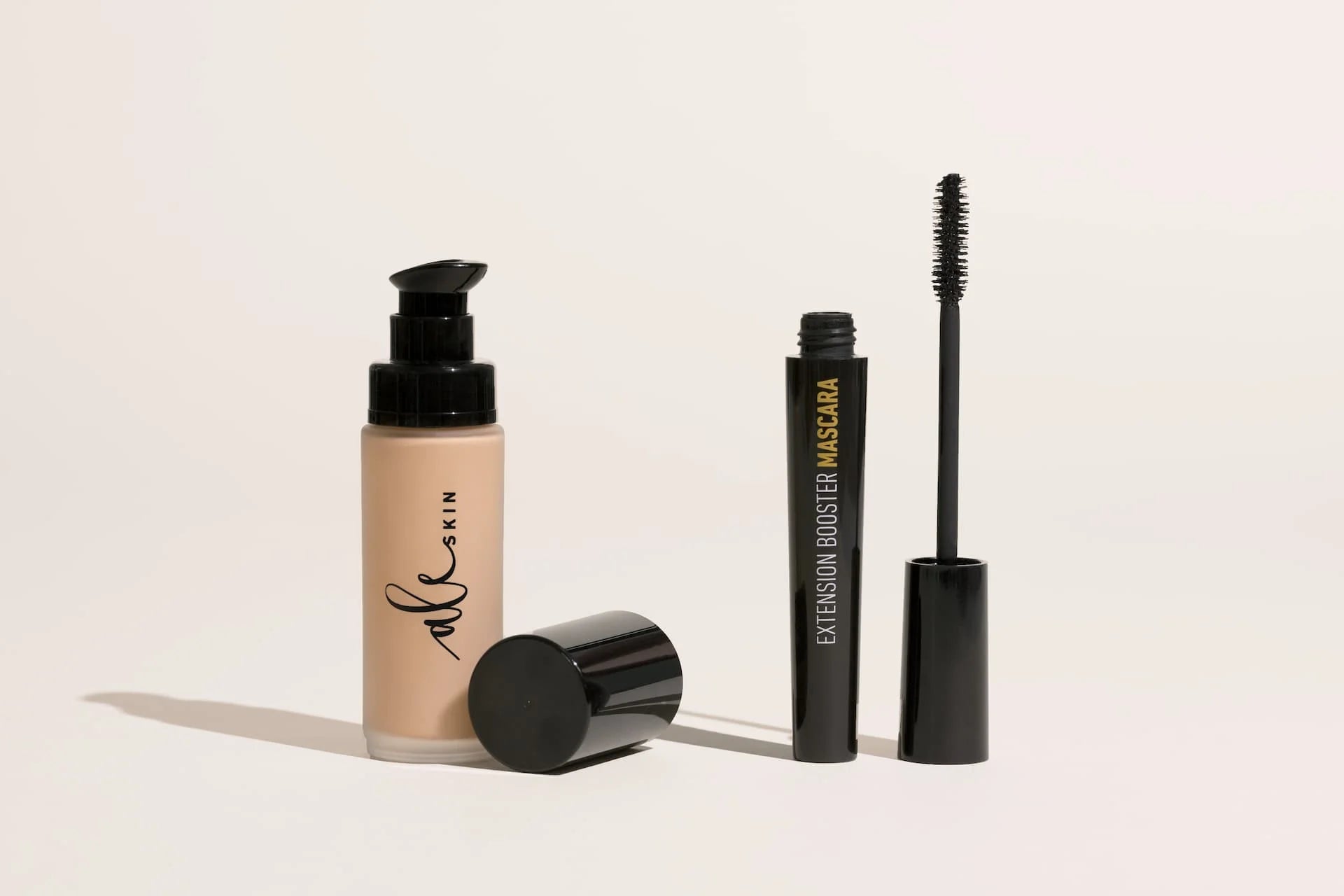 Máscara negra radical con sérum 100% natural – Volumen efecto panorámico – Vegana, cruelty free, hipoalergénica_4