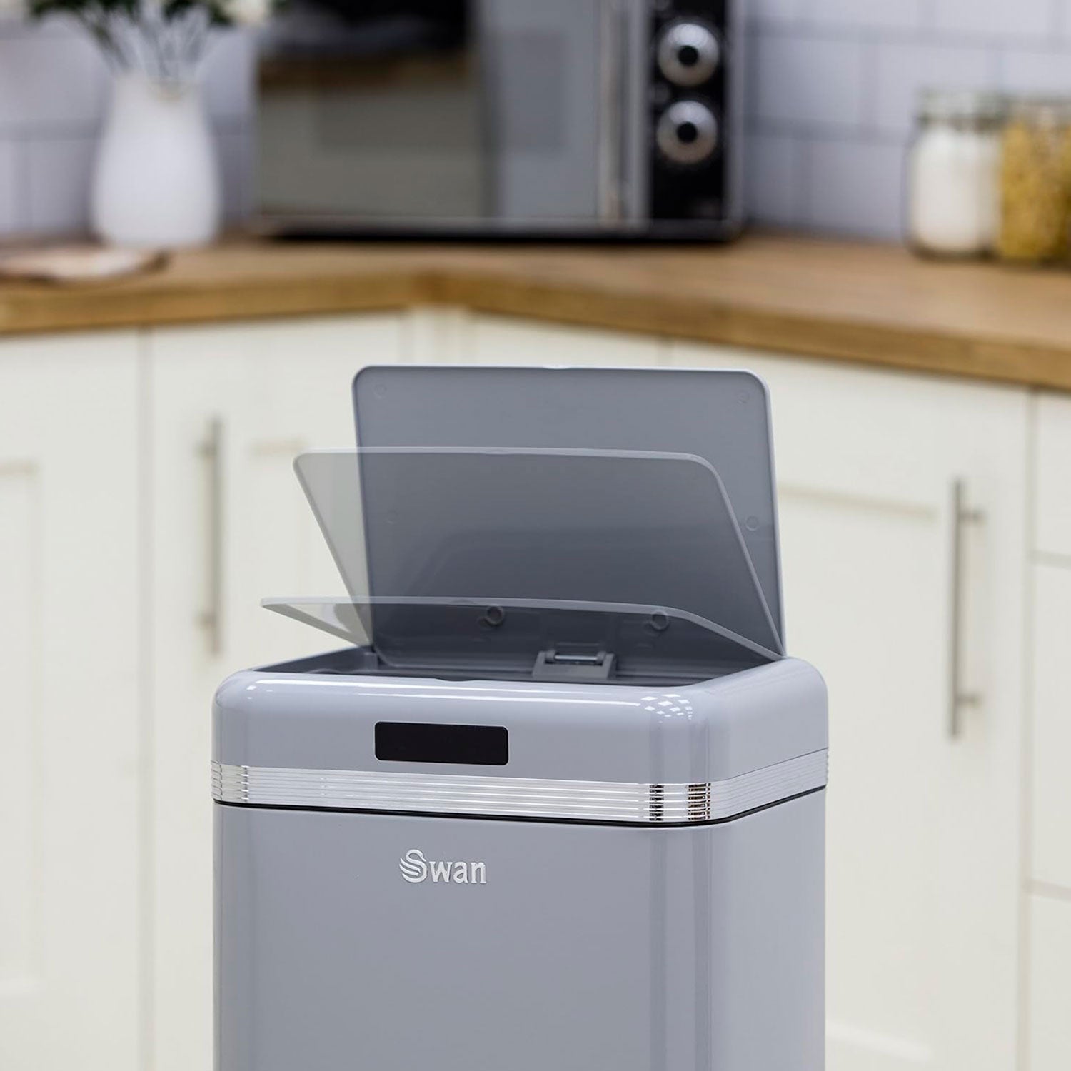 Cubo Basura Cocina Sensor De Apertura Automática, Metálico, Capacidad 45 Litros, Diseño Vintage, Swan, Swka4500grneu, Gris