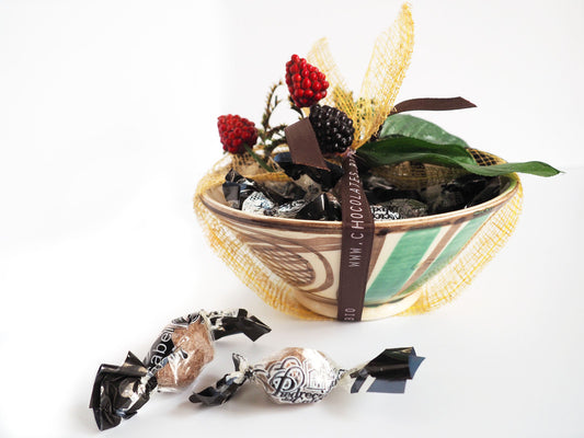 Piedrecicas del Calvario Bio en cuenco de cerámica de Teruel decorado_0