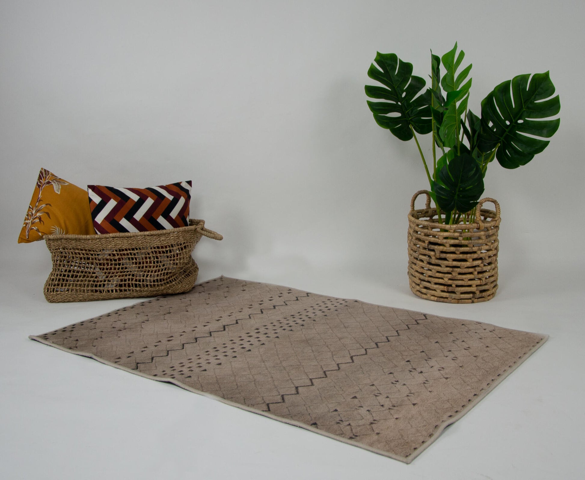 Alfombra De Salón, Alfombra De Dormitorio De Terciopelo De Pelo Suave Con Motivos Étnicos Negro Y Beige 80x120cm- Decoración- Mobiliario Del Hogar_2