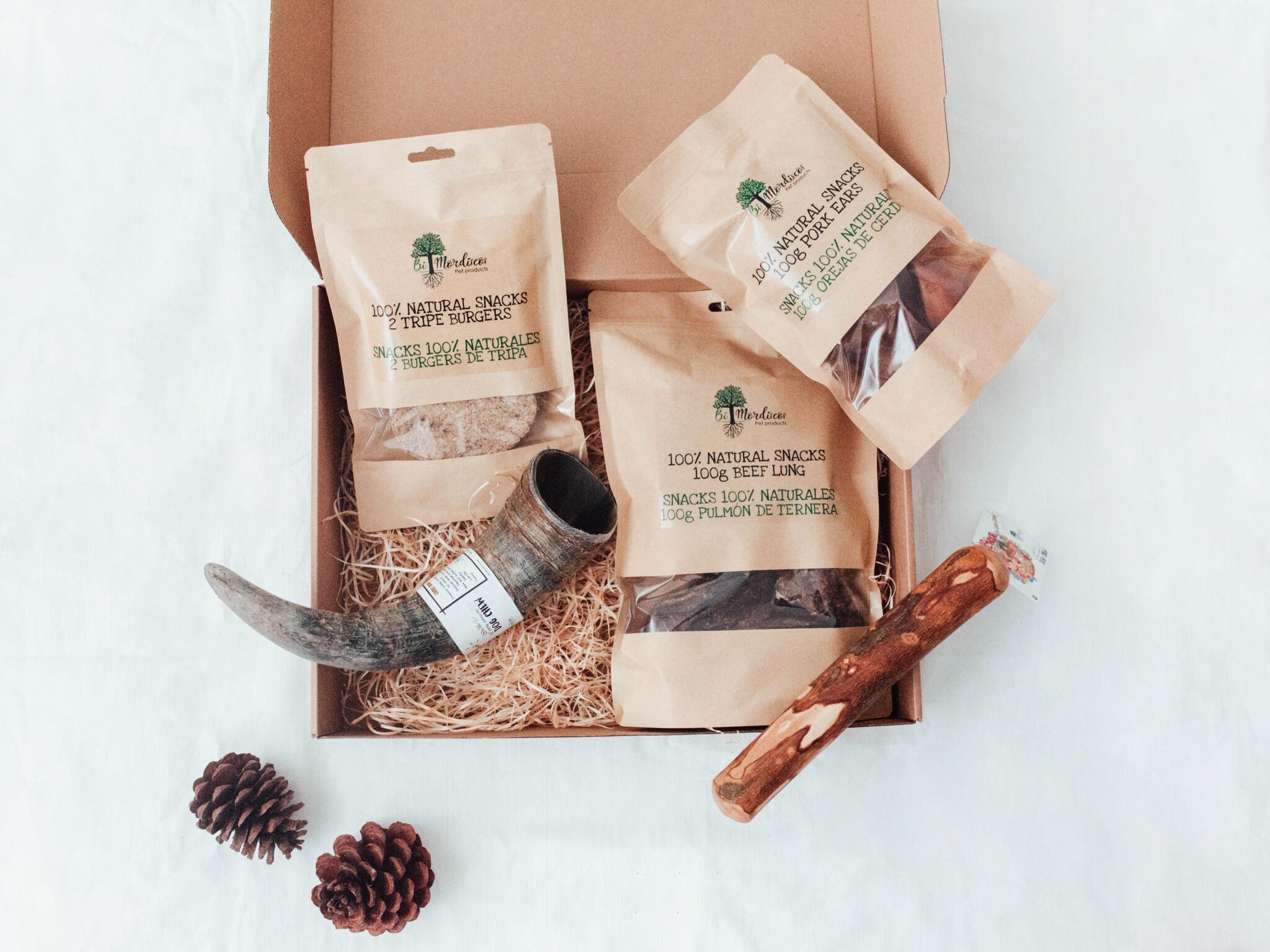 Bimorbox Mediana · Pack Snacks Y Juguetes Naturales Para Perros._0