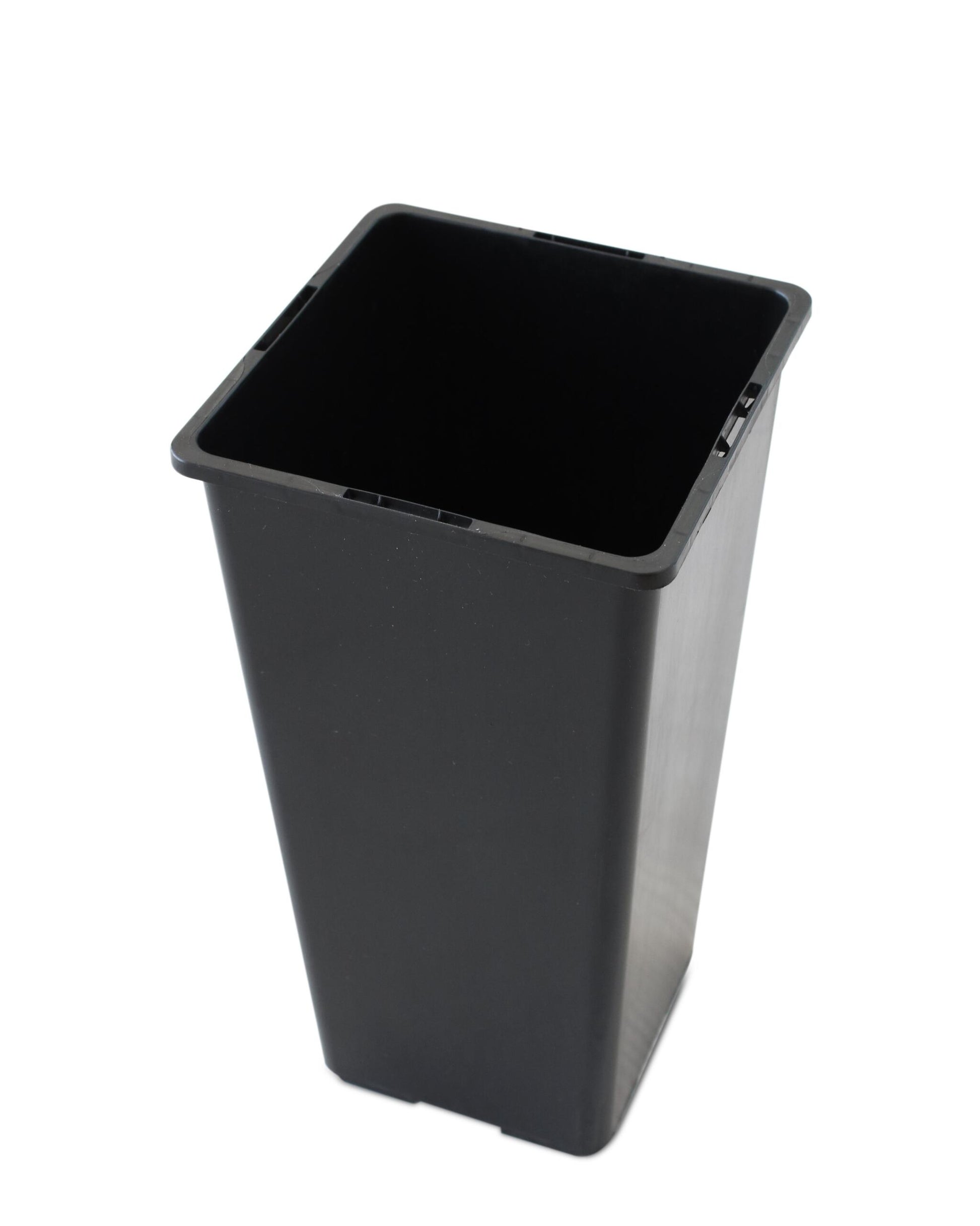 Maceta Cuadrada 11x11x21 Cm (2 L) – Plástico Con Drenaje Eficiente_0