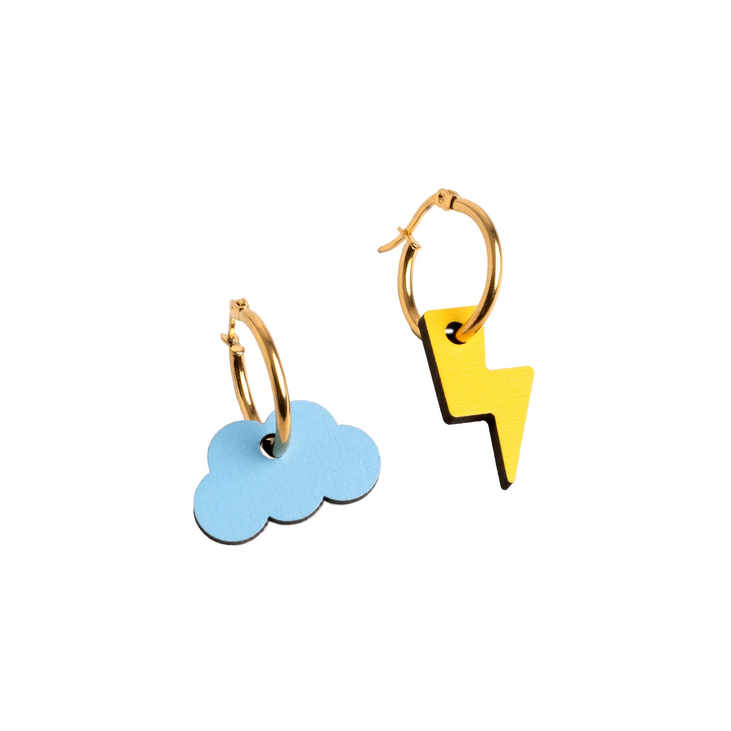 Pendientes Nube y Rayo - Aro de Acero Quirúrgico y Bañado en Oro de 18k - Nature Vibes_0