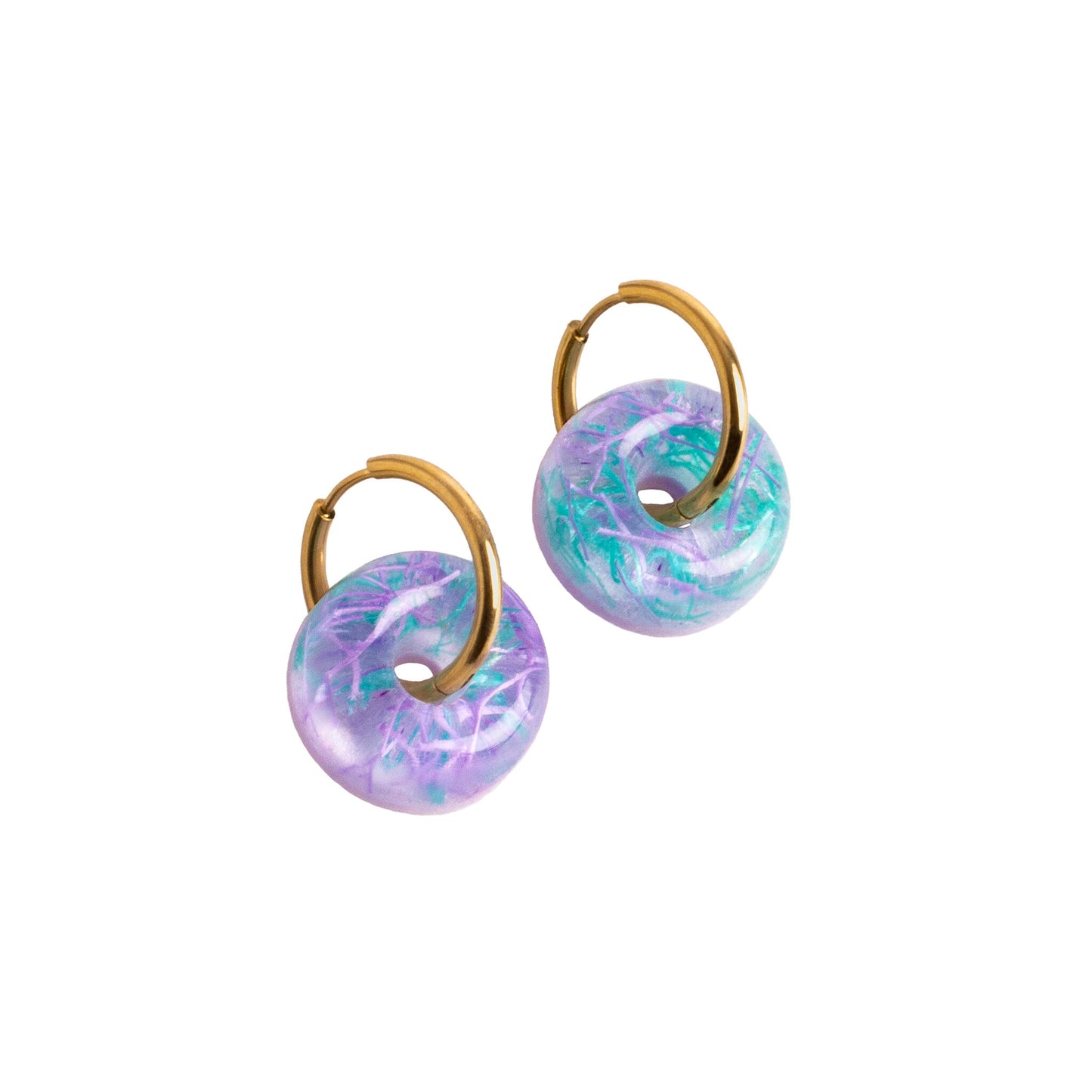Pendientes de Aro Carnota – Vidrio de Mar y Microplástico Reciclado de Galicia - Nature Vibes_0