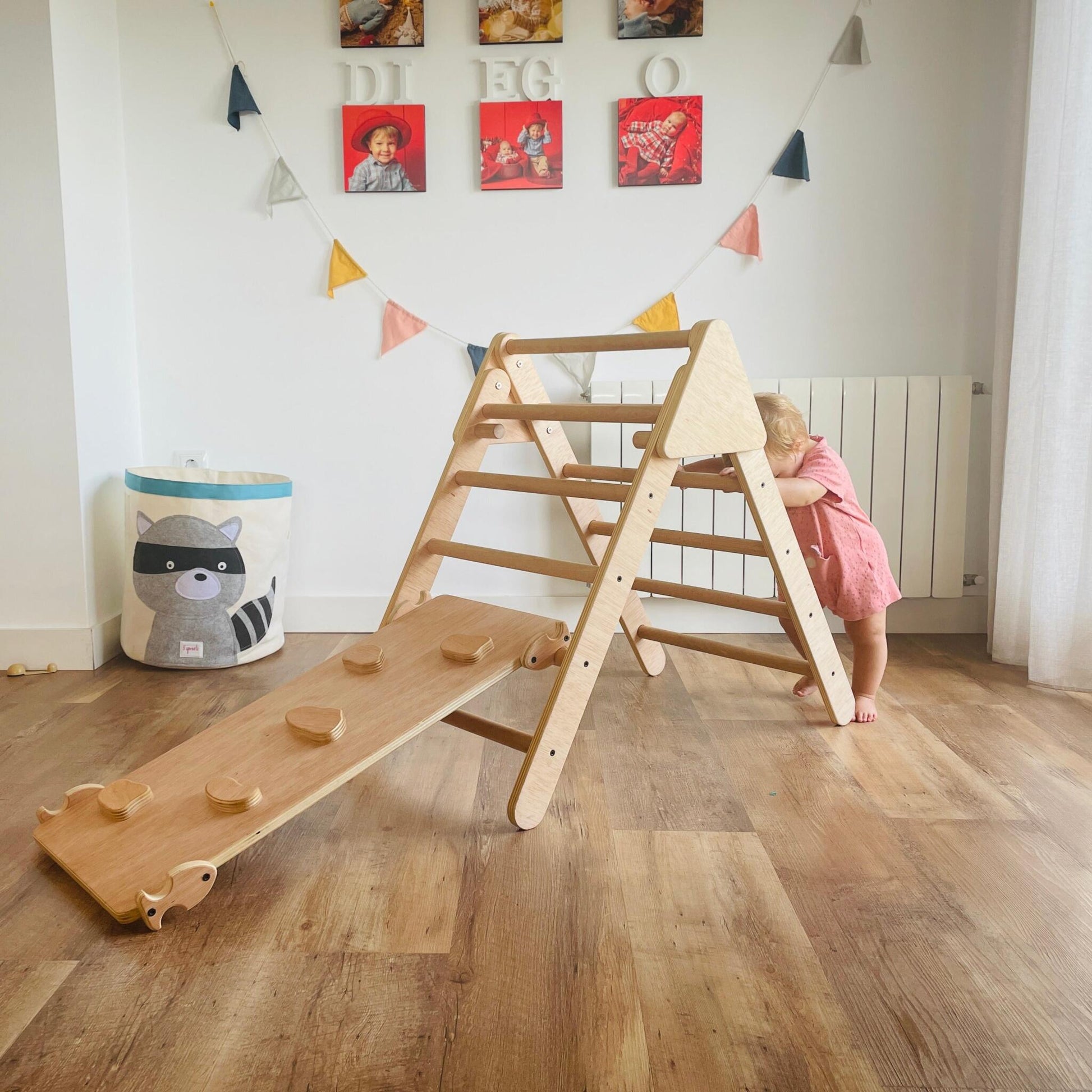 Triángulo De Aprendizaje Pikler Plegable De Madera + Rampa Listones. Med: 90 X 50 X 80 Cm. Tremrl0009. Woodgo._5