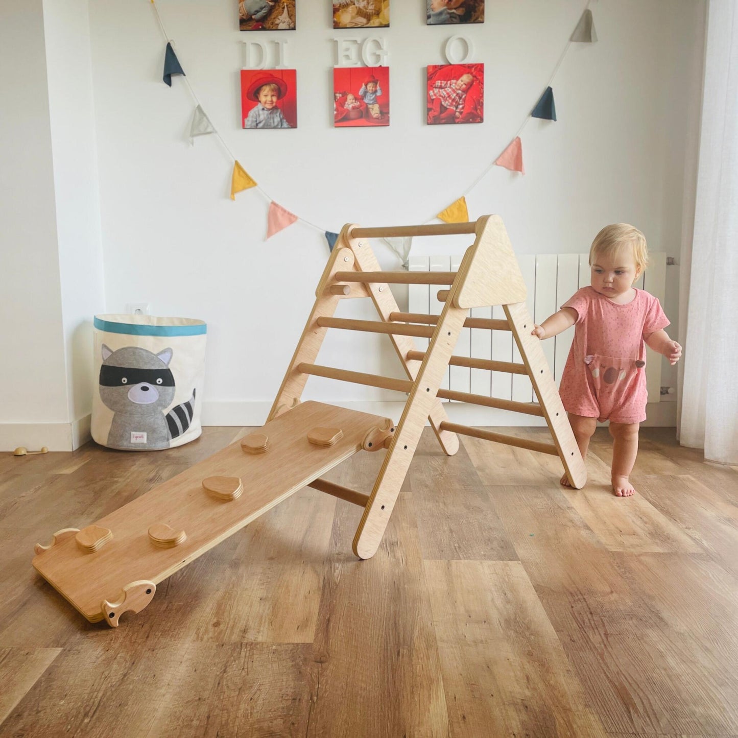 Triángulo De Aprendizaje Pikler Plegable De Madera + Rampa Listones. Med: 90 X 50 X 80 Cm. Tremrl0009. Woodgo._4