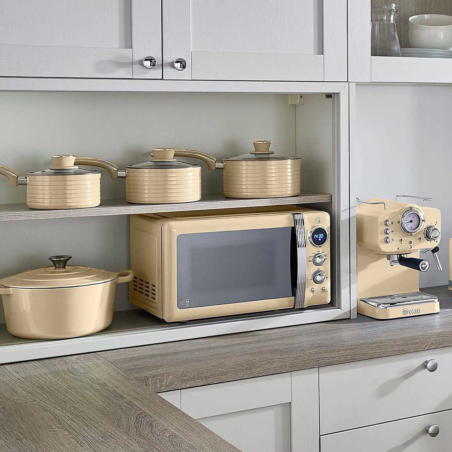 Microondas Retro Digital 20l, 5 Niveles De Potencia, Función Descongelación Temporizador 60 Min Swan Sm22030cneu Crema