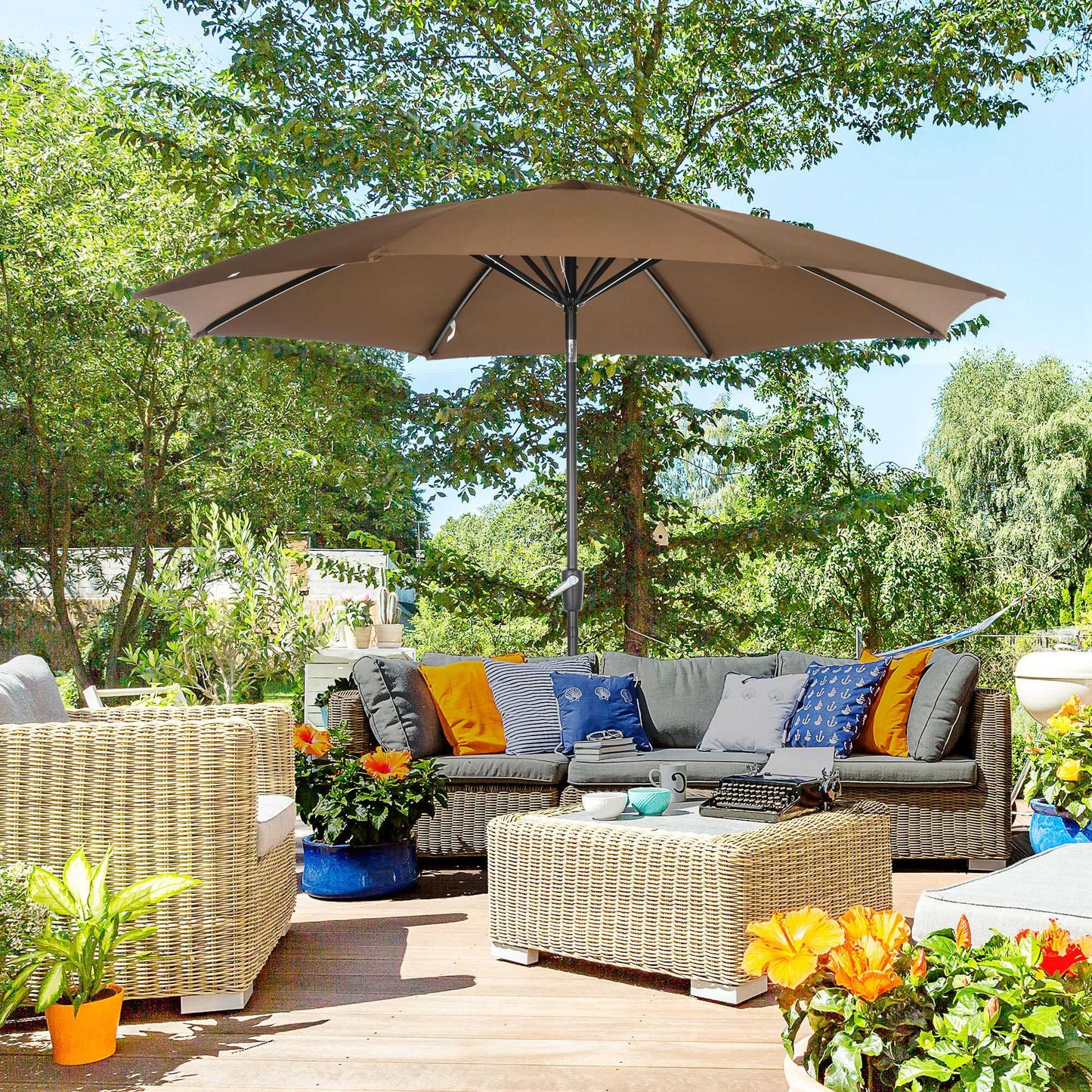 Outsunny Sombrilla De Jardín Ø300x252 Cm Con Manivela Techo Inclinable Marrón_1