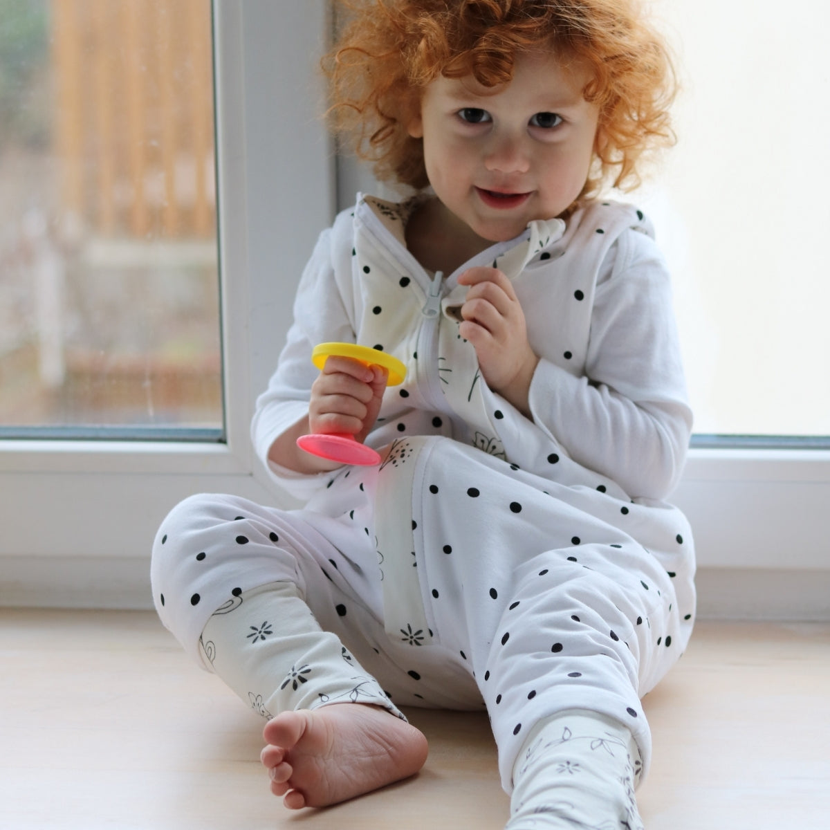 Saco De Dormir Con Pies Reversible T-s Jersey Algodón Black Dots