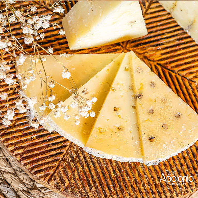 Queso De Oveja Curado Con Trufa Negra [1/4] (0,7/0,8 Kg)