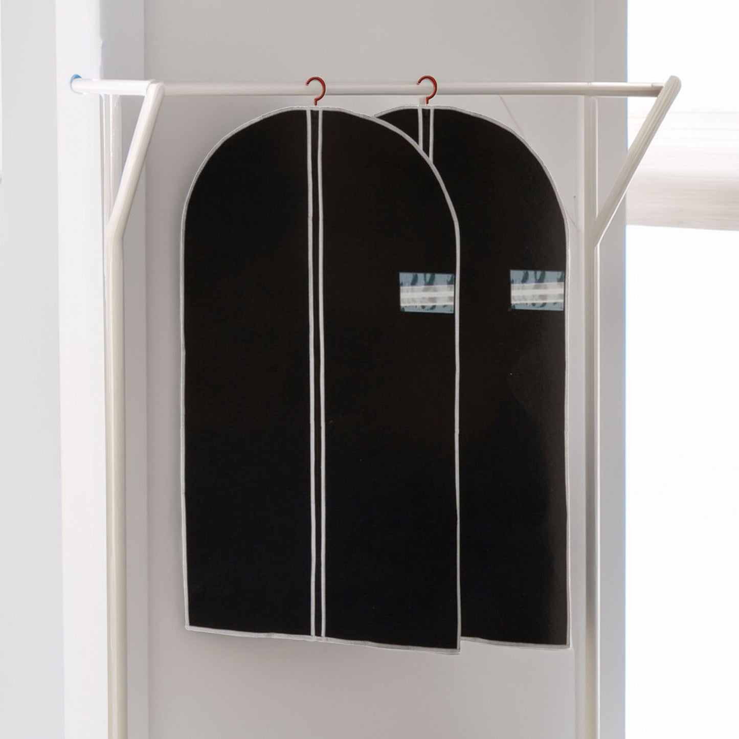 Well Home Juego De 2 Cubrevestidos De Tnt 45g, Tamaño 60x150cm, Negro Con Cremallera Y Ventana Pe