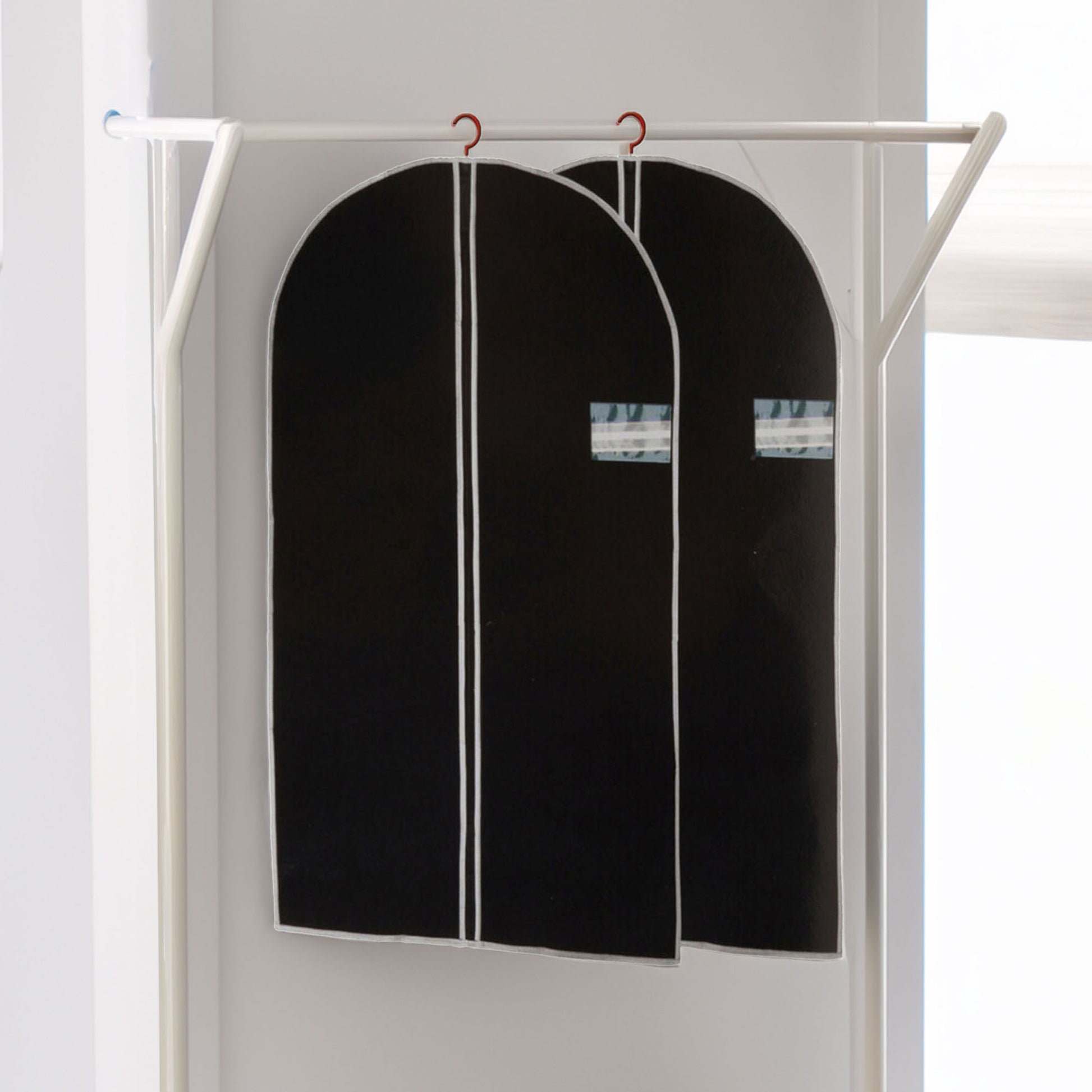 Well Home Juego De 2 Cubrevestidos De Tnt 45g, Tamaño 60x150cm, Negro Con Cremallera Y Ventana Pe