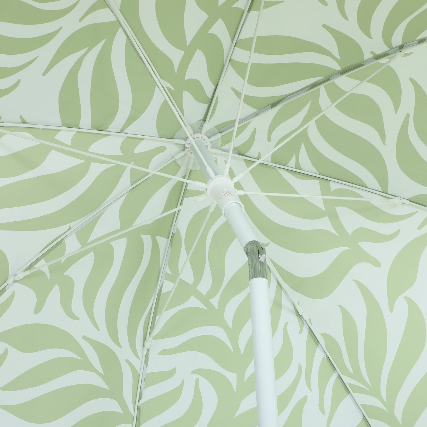 Outsunny Sombrilla De Playa Con Flecos Ø180cm Altura Ajustable Inclinación Verde_3