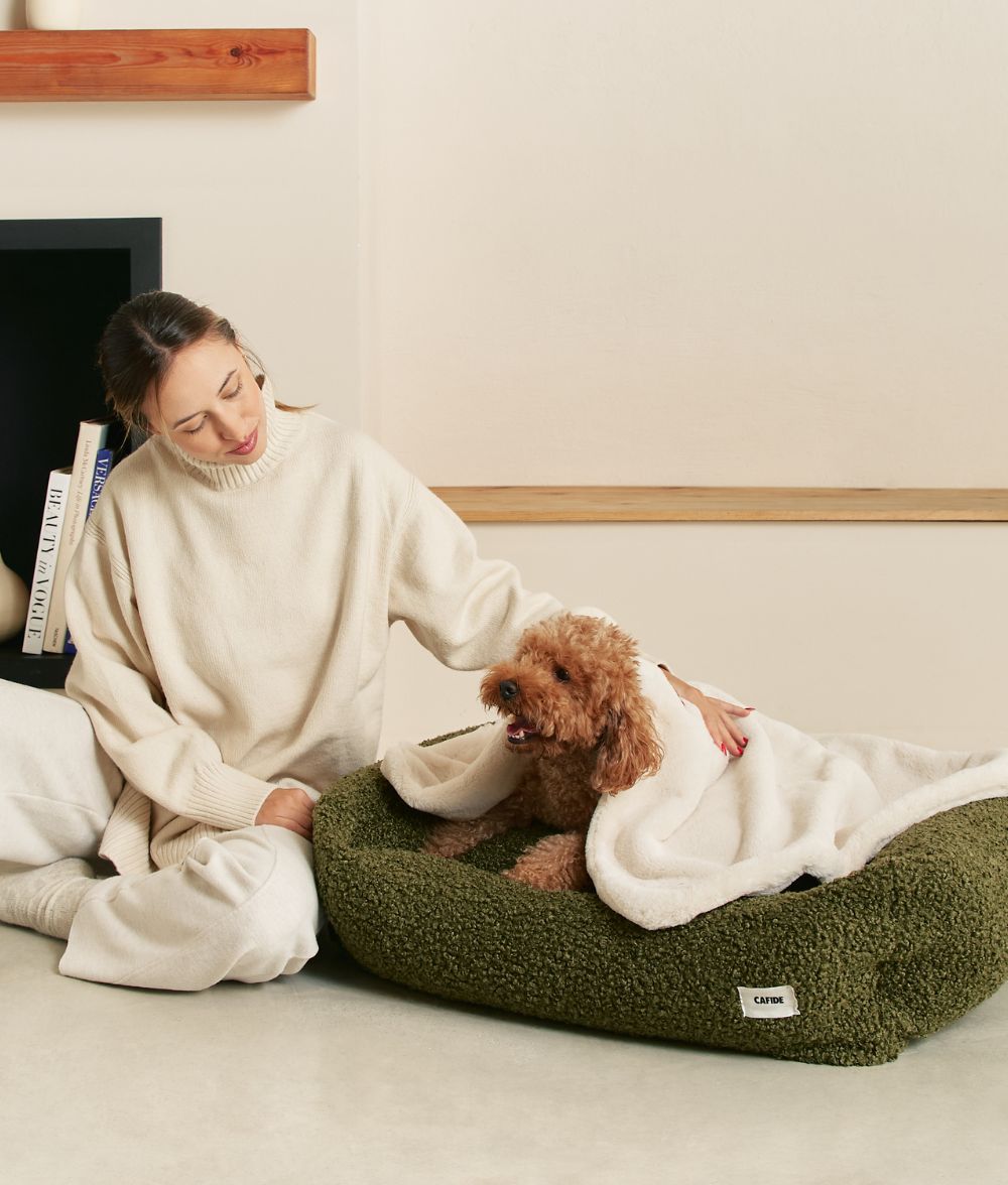 Cafide Manta Para Perros Efecto Pelo Beige Claro. Modelo Toia. Talla M (90x65 Cm)_3