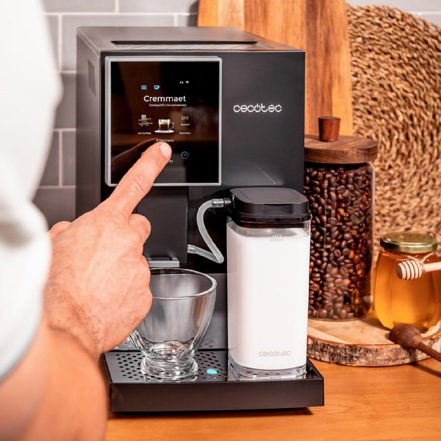 Cecotec Cafetera Superautomática Compacta Cremmaet Compactccino Connected Black Silver, 19 Bares, Pantalla, Wifi_3