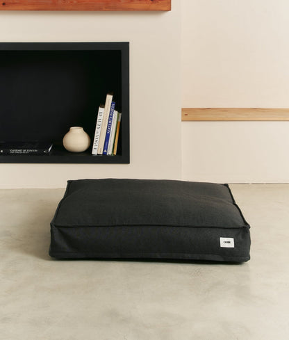 Cafide Cama De Material Reciclado Para Perro Con Tejido Basic Antracita. Modelo Cuadra.