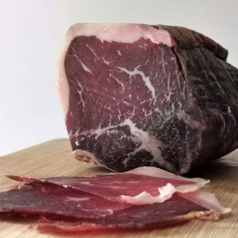 Cecina De Leon Embuchada. Taco De 1 Kg Aprox._3