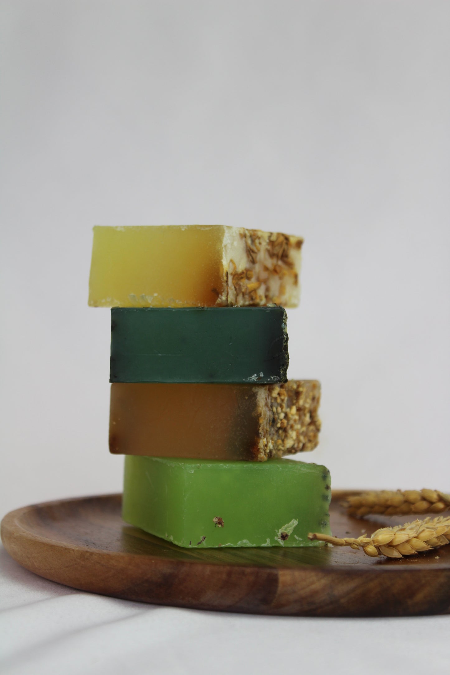 Jabón natural de glicerina menta y hojas de hierbabuena Planeta Huerto 100 g