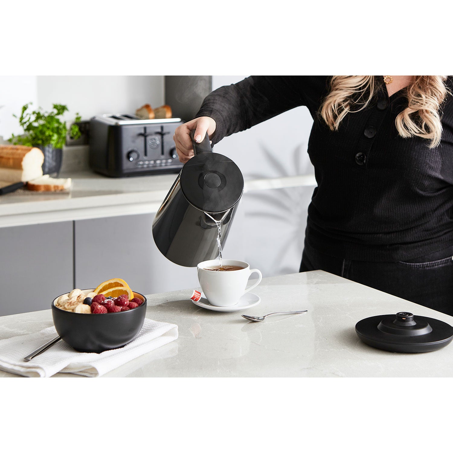 Swan Alexa Hervidor Agua Eléctrico Inteligente Wifi Smart Kettle 1,5l Inalámbrico Control Táctil Led, Sk14650blkneu_3