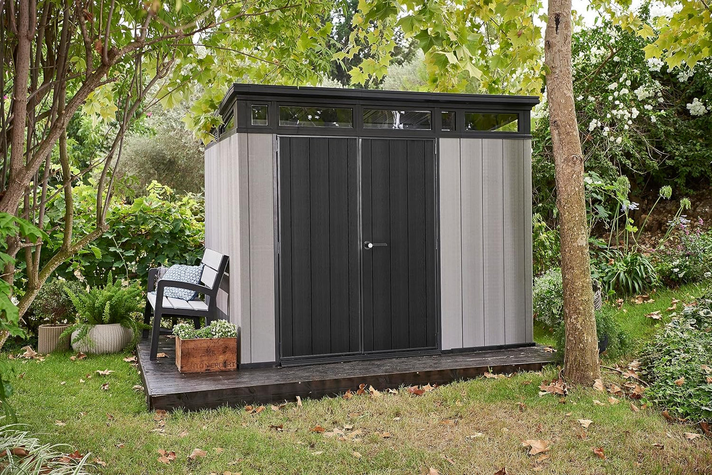 Keter Caseta Artisan 9x7: Almacenamiento Exterior, Resina, Efecto Madera.