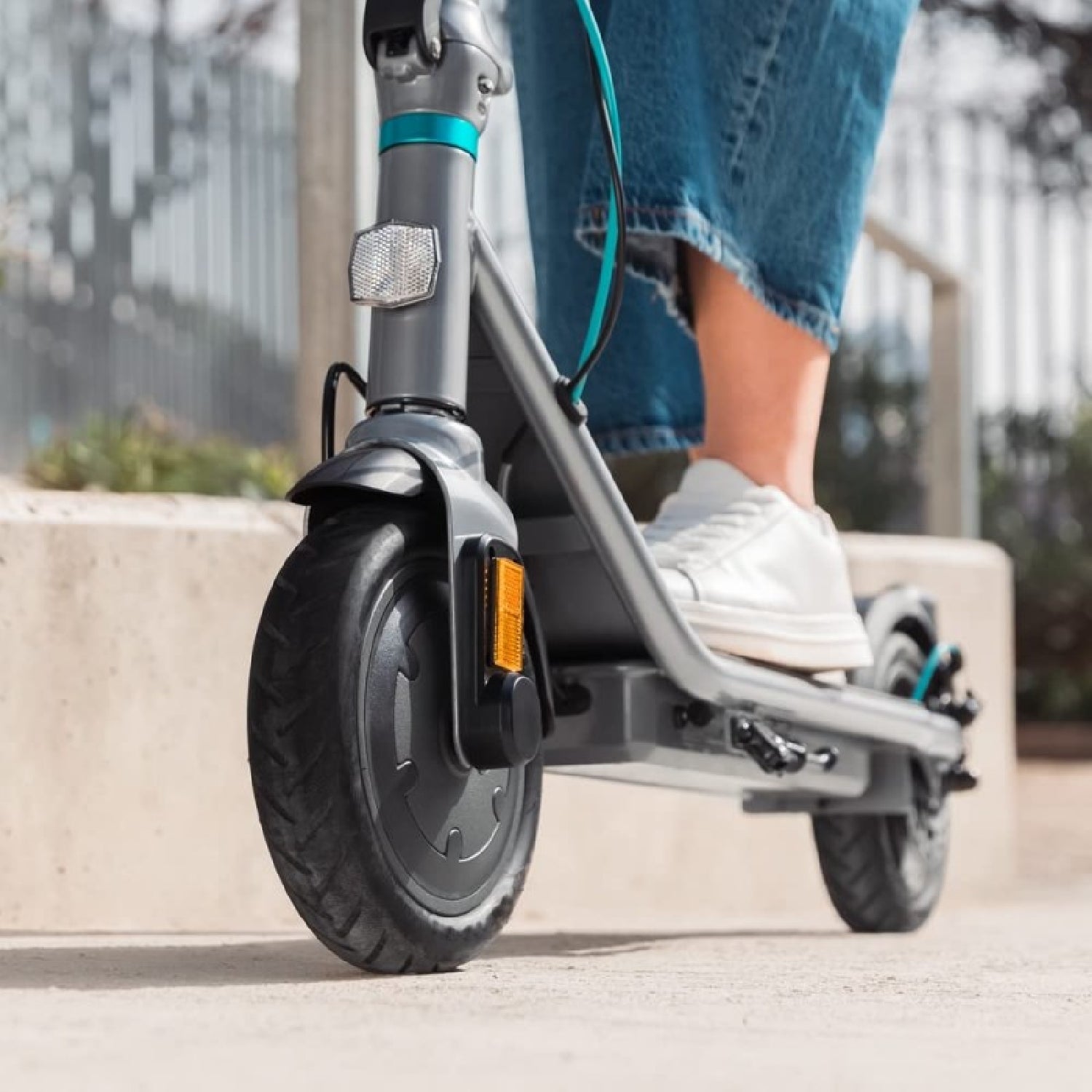 Patinete Eléctrico Bongo Serie D20. 250 W Con Un Pico Máximo De 500 W, 20 Km De Autonomía, Ruedas 8,5”, Freno Eléctrico Delanterio Y De Disco Traser_4