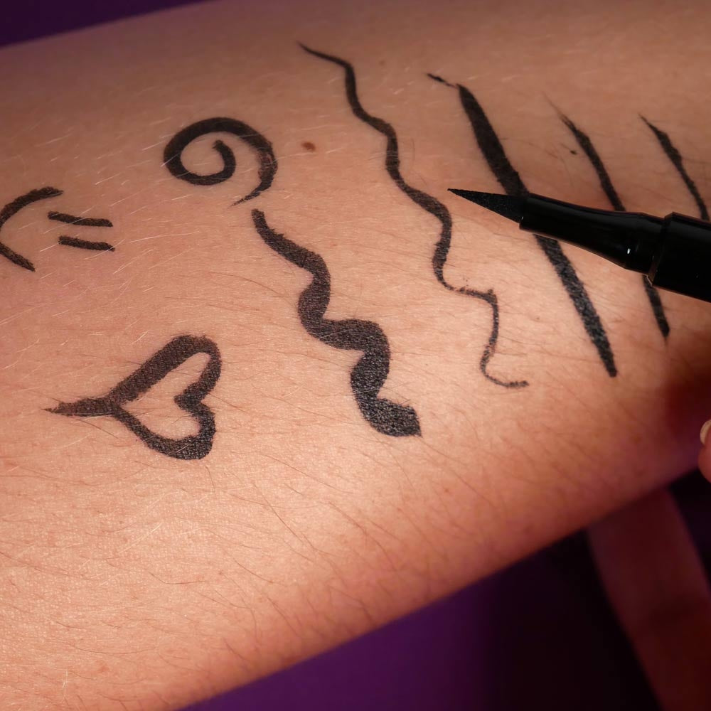 Eyeliner Negro Camaleon Cosmetics_3