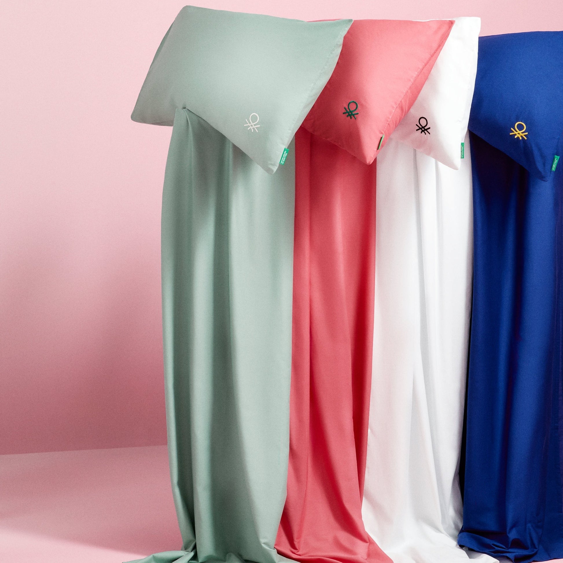 Set 3pzs Sabana Individual: Sabana Plana (160x290cm C/ Dobladillo Simple 5cm) + Sabana Bajera (90x200+25cm Flap) + 1 Funda De Almohada (50x80cm) 100%