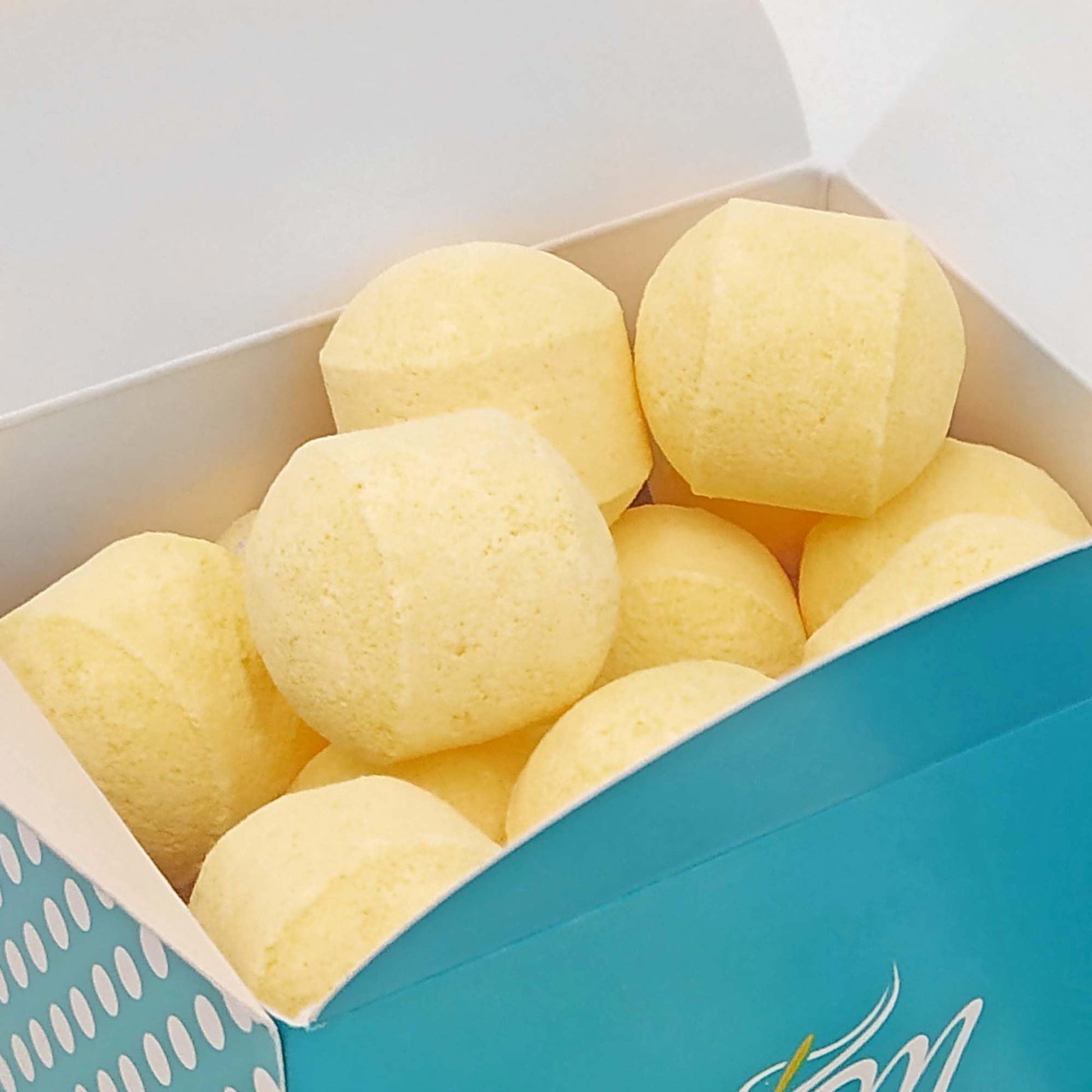 250 Mini Bombas Efervescentes Para Manicura Y Pedicura - Aroma: Piña Colada - Pack Especial Profesionales_5