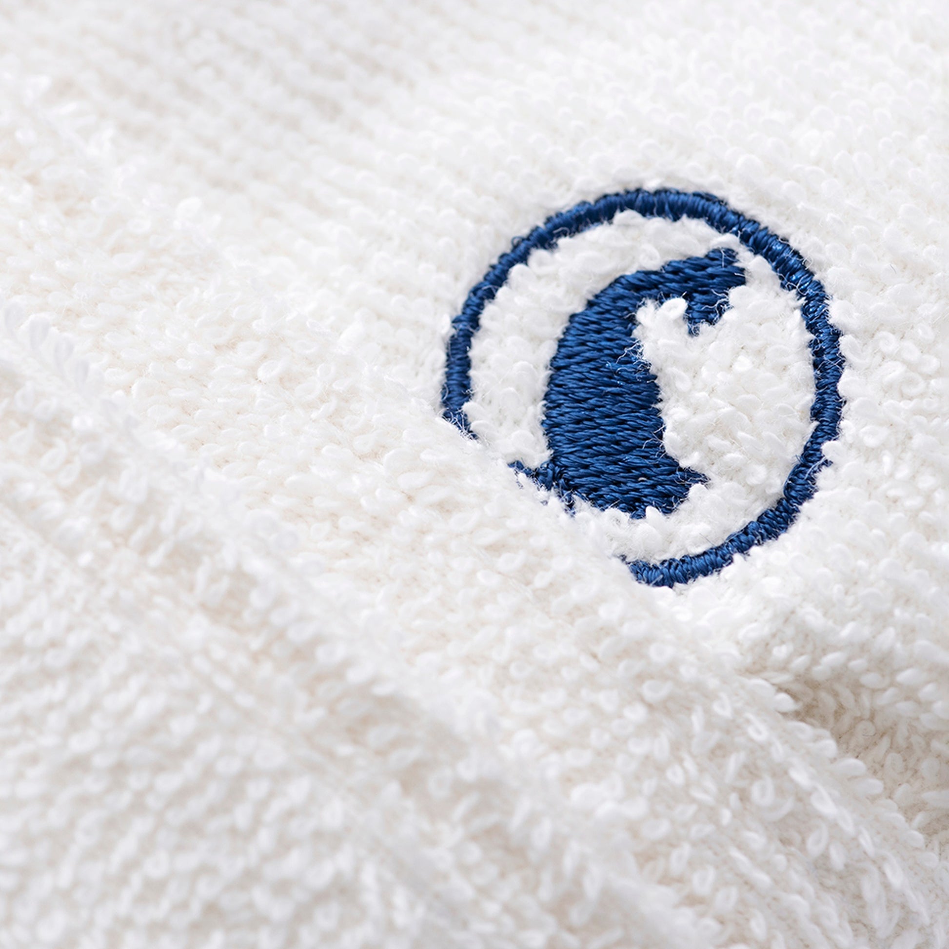 Albornoz Crudo L/xl 320gsm 100% Algodón Con Logo Bordado El Ganso