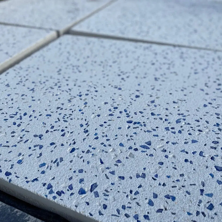 Losa Cuadrada 75x75 Cm | Recycla / Unidad / 75x75x5 Cm. / Blanco + Vidrio Azul_0