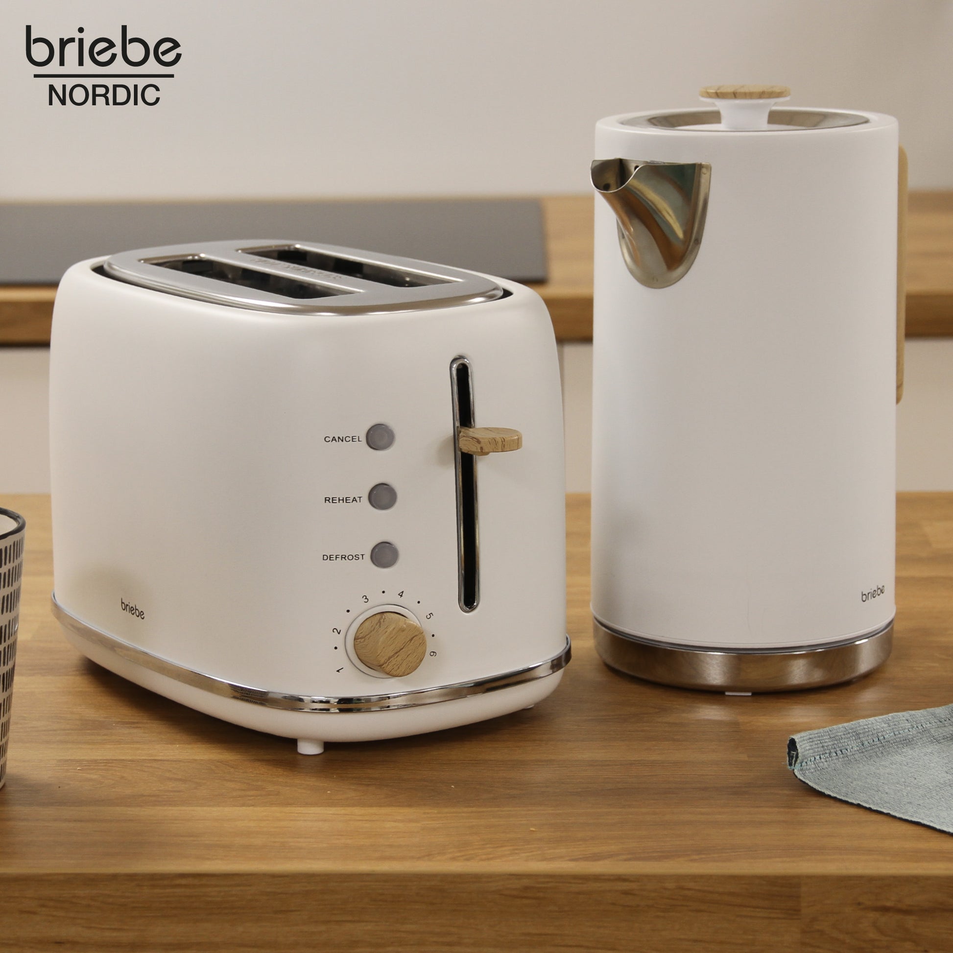 Briebe Nordic Set Tostadora Pan Ranura Ancha 2 Rebanadas + Hervidor Agua Eléctrico 1,7l Inalámbrico, Skt1167wht, Blanco_1