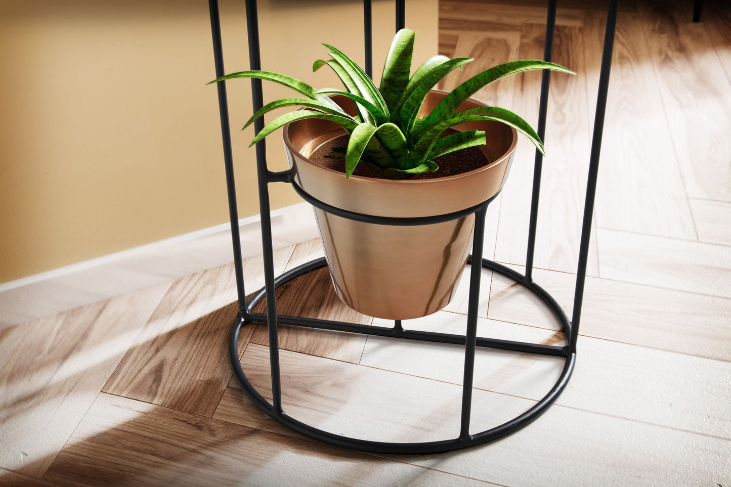 Soporte Para Flores Metal Dorado / Negro 40x109x40 Cm_4