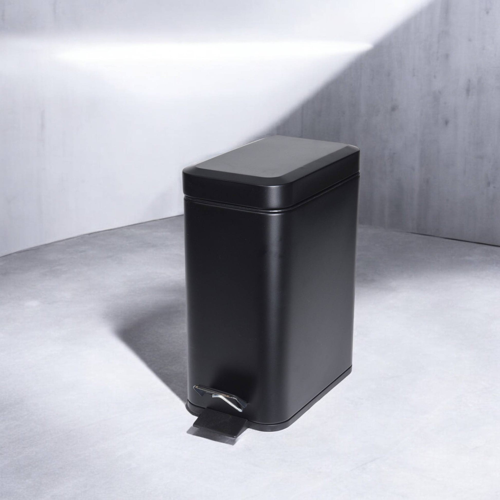 Cubo Con Pedal 5l Metal Negro