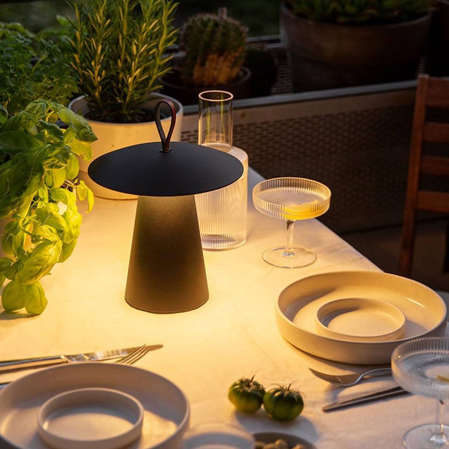 Well Home Lampara Sobremesa Recargable Negra Ø15x17cm