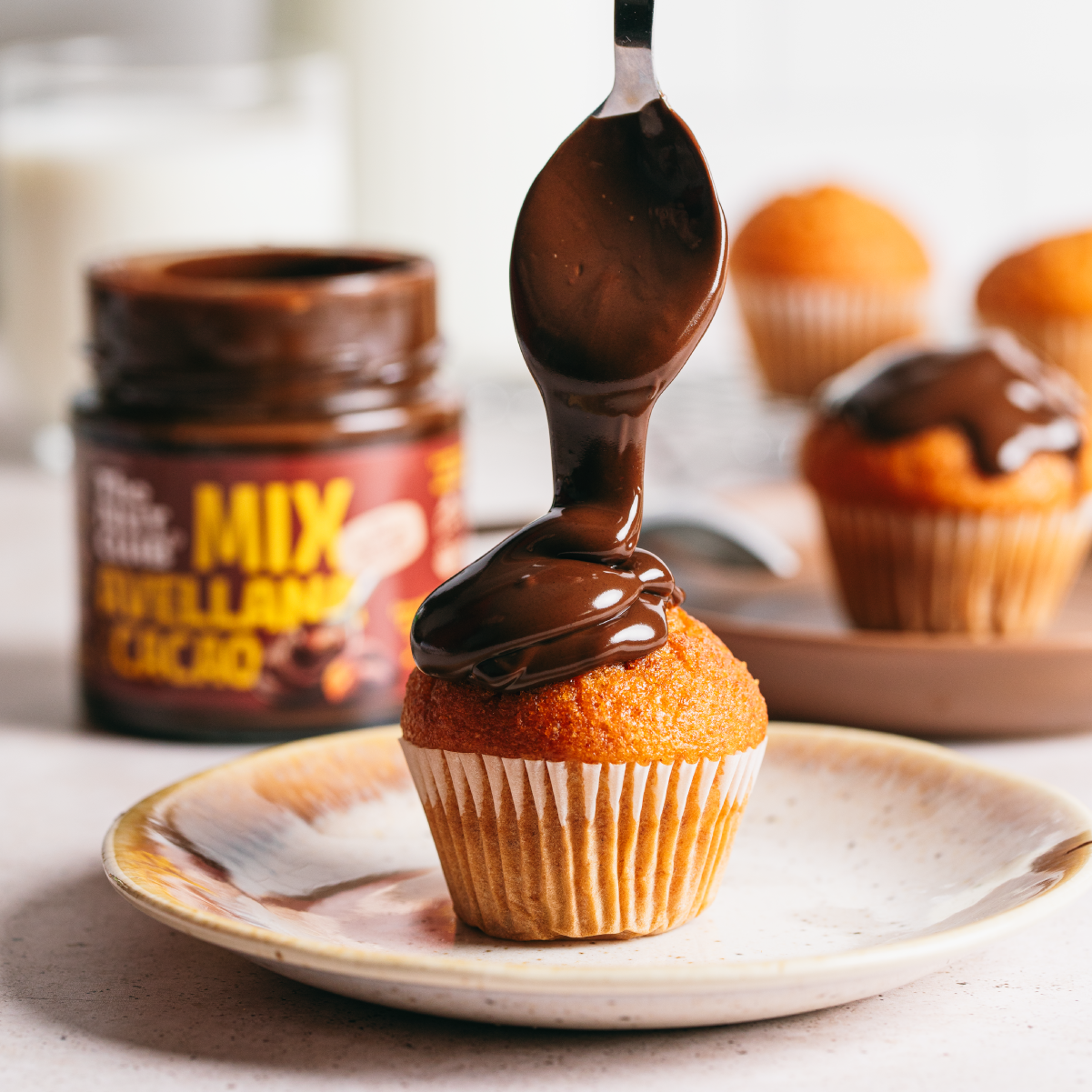 Pack Black & White, Crema de avellana y cacao y crema de almendra y coco 2uds The Nut Club 400g_4