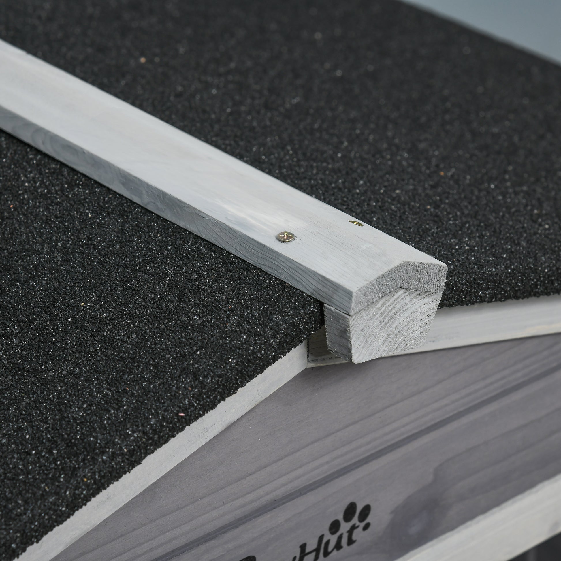 Pawhut Conejera De Madera 157,4x53x99,5 Cm Con Ruedas Techo Asfáltico Gris_4
