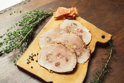 Carne Mechada Pieza Con Salsa De Cebolla Al Brandy_0