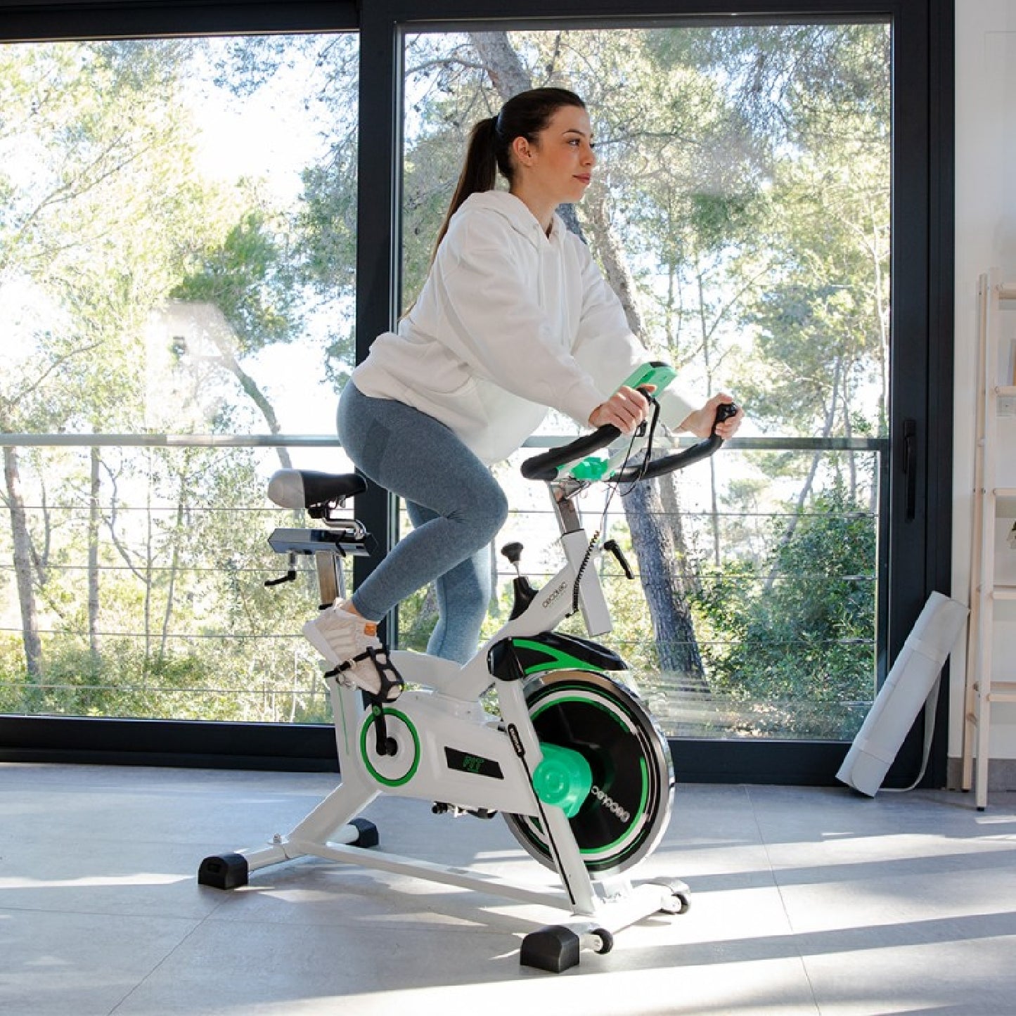 Cecotec Bicicleta Indoor Profesional Extreme. Volante De Inercia De 16 Kg, Pulsómetro, Manillar Y Sillín Regulable_3