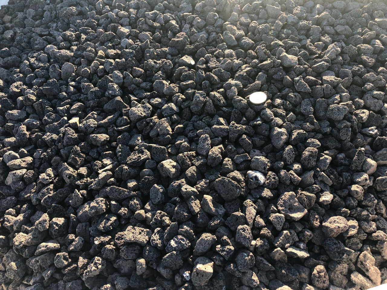 Sustrato Volcánico Para Acuarios - Vio Habit / Saco 15 L. / Mediano / Natural_2