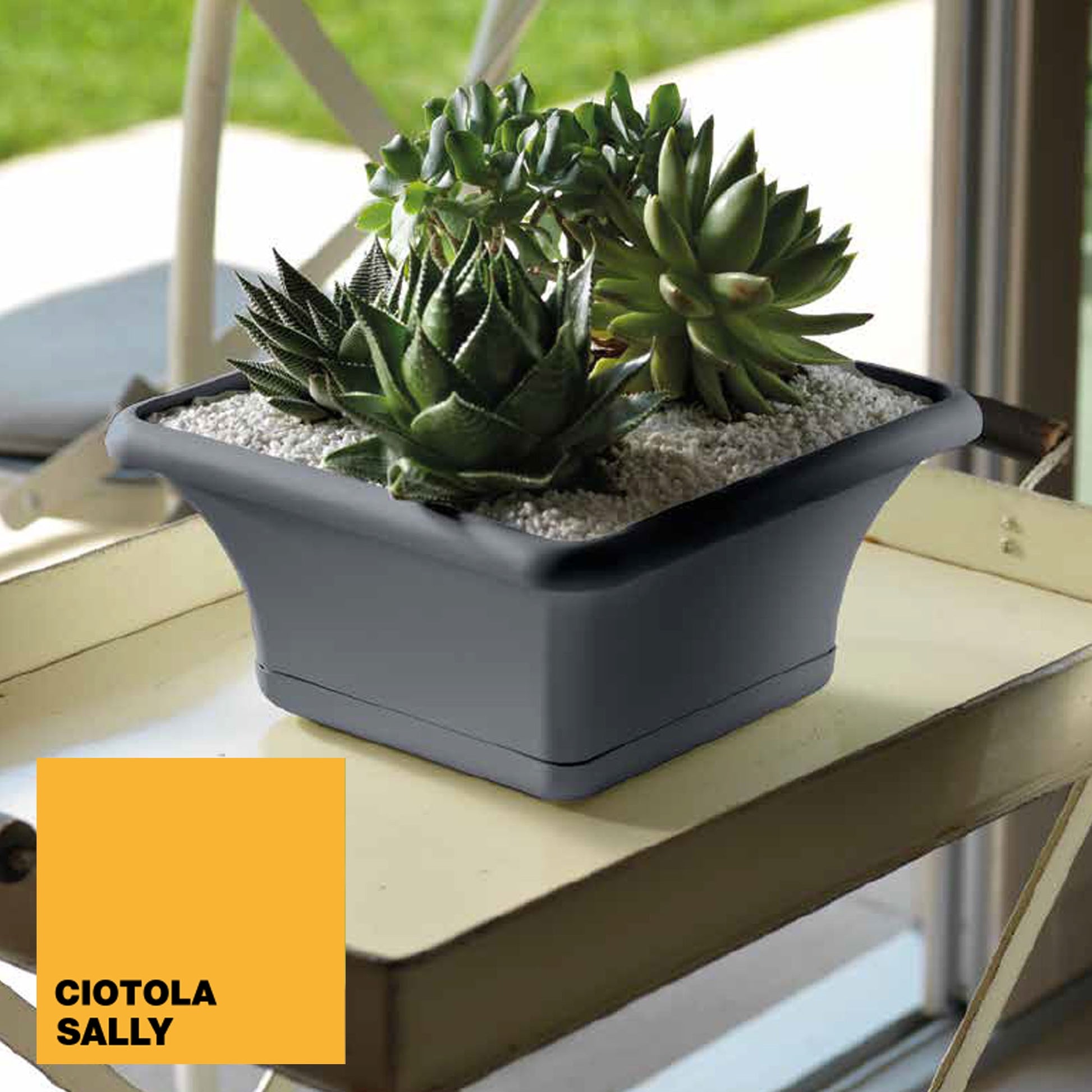 Maceta Cuadrada 24 Cm Con Platillo Gris