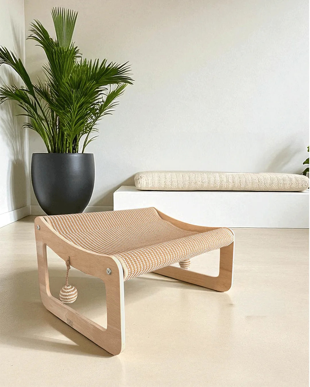 Hamaca Cala Serena, Madera Y Cuerda De Yute Para Rascar_1