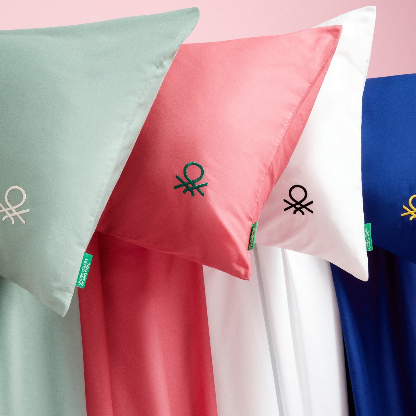 Set 4pzs Sabana King: Sabana Plana (260x280cm C/ Dobladillo Simple 5cm) + Sabana Bajera (200x200+30cm Flap) + 2 Funda De Almohada (50x80cm) 100% Algo