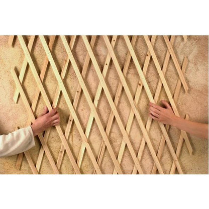Celosía de madera extensible Trelliwood Nortene 0,5x1,50 m
