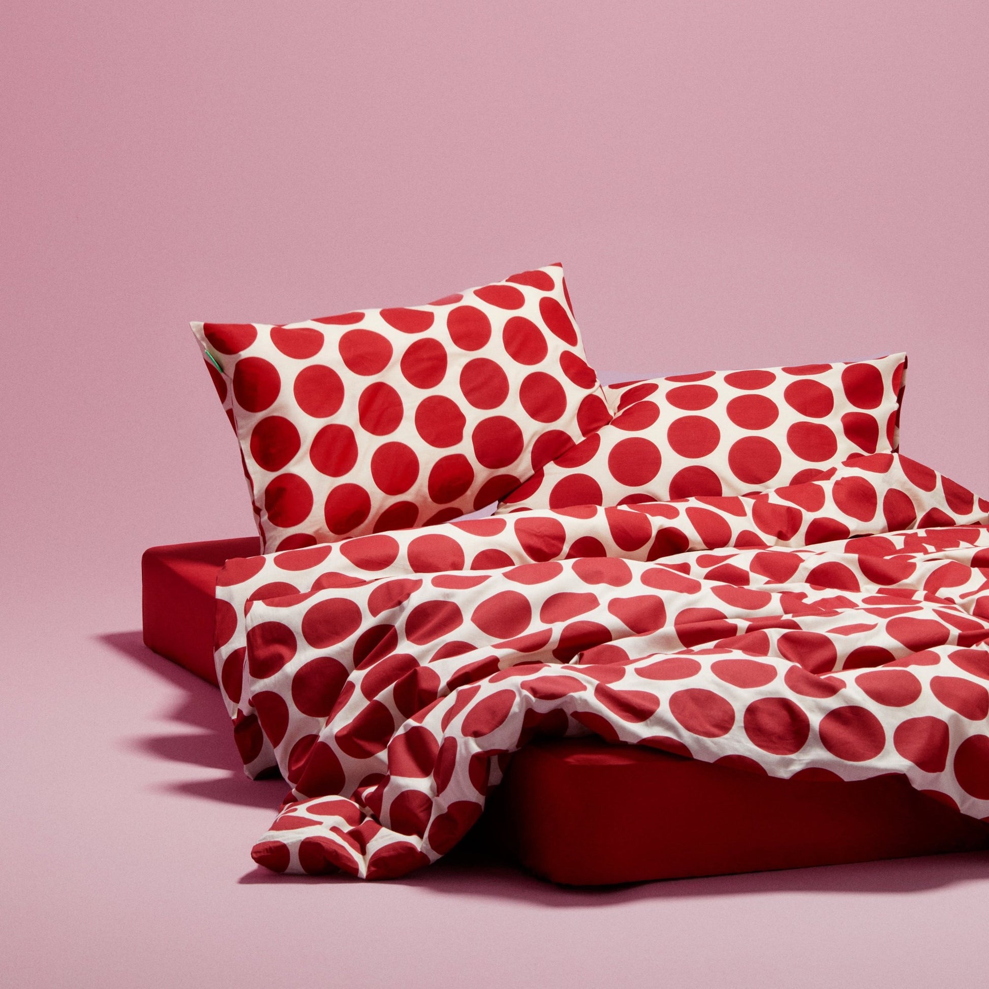 Set 3pzs Funda Nordica Individual: Funda Nordica (150x220cm W/ 30cm Solapa ) + Sabana Bajera (90x200 W/ 30cm Solapa) + Almohada (50x50cm) 100% Algodo