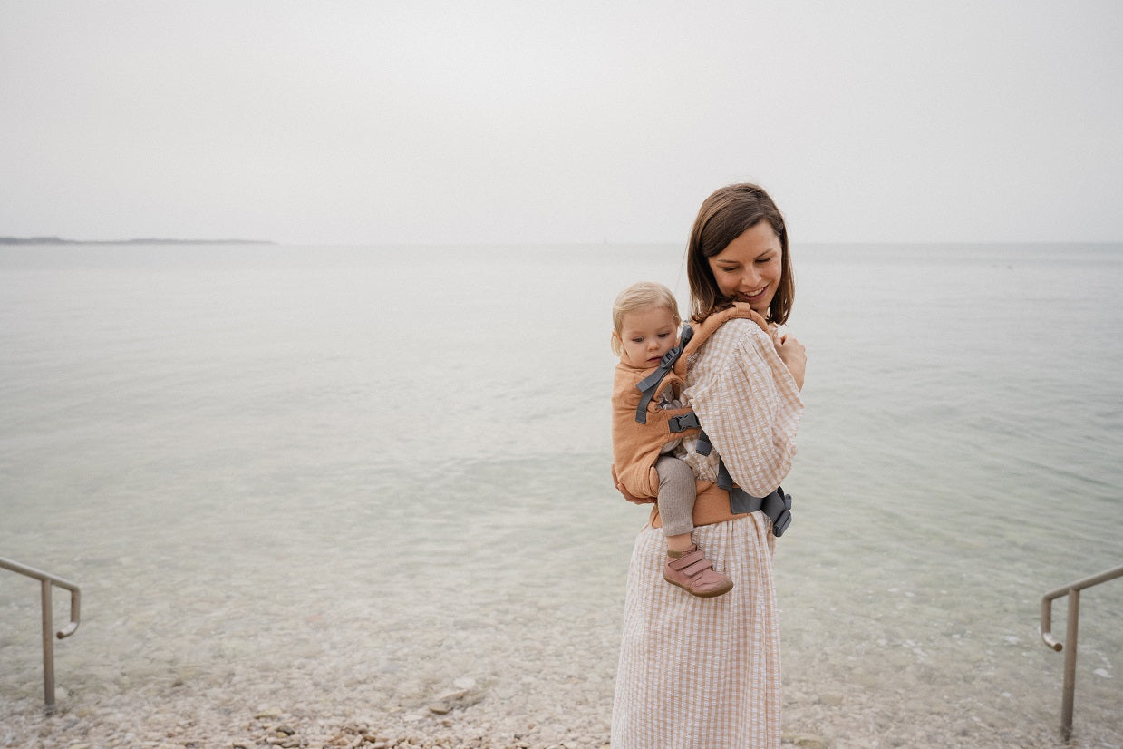 Mochila Portabebé Evolutiva Adaptable Boba X Linen Rye