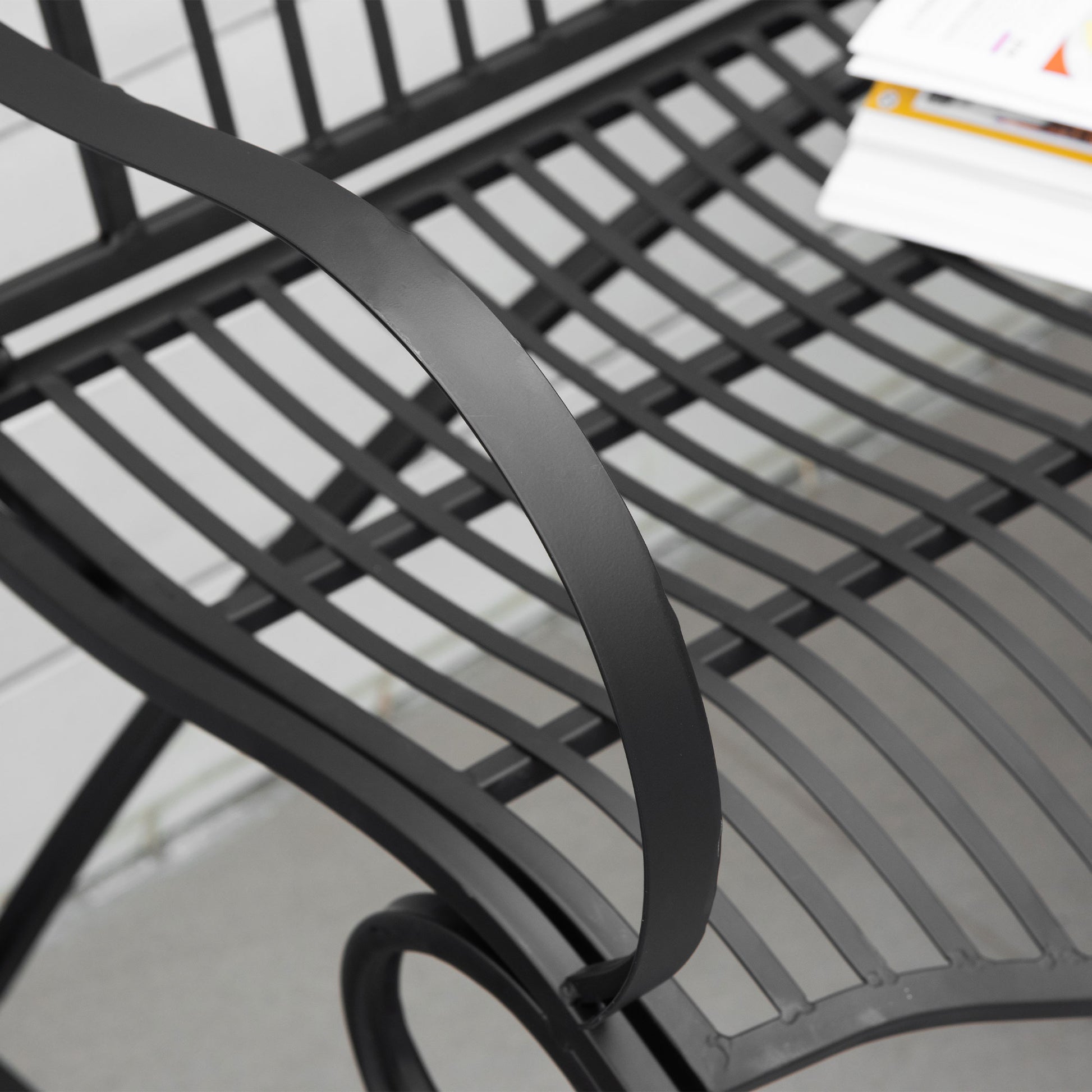 Outsunny Banco Jardín 2 Plazas 110x60x97 Cm Con Reposabrazos Carga 200 Kg Negro_3