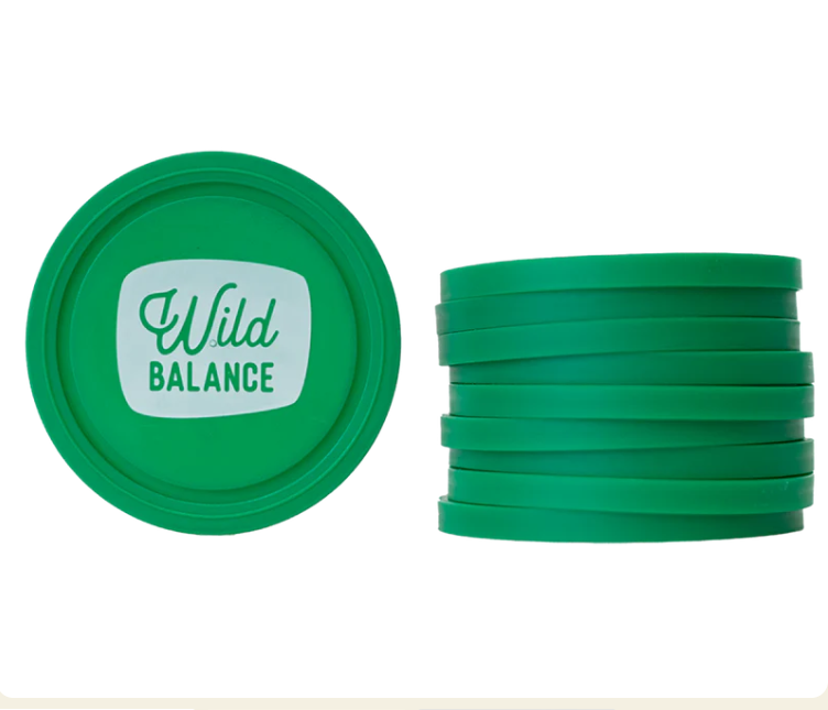 Pack 6x Cazuela de pollo para gatos 80 g + Regalo: Tapa reutilizable para latas, Wild Balance