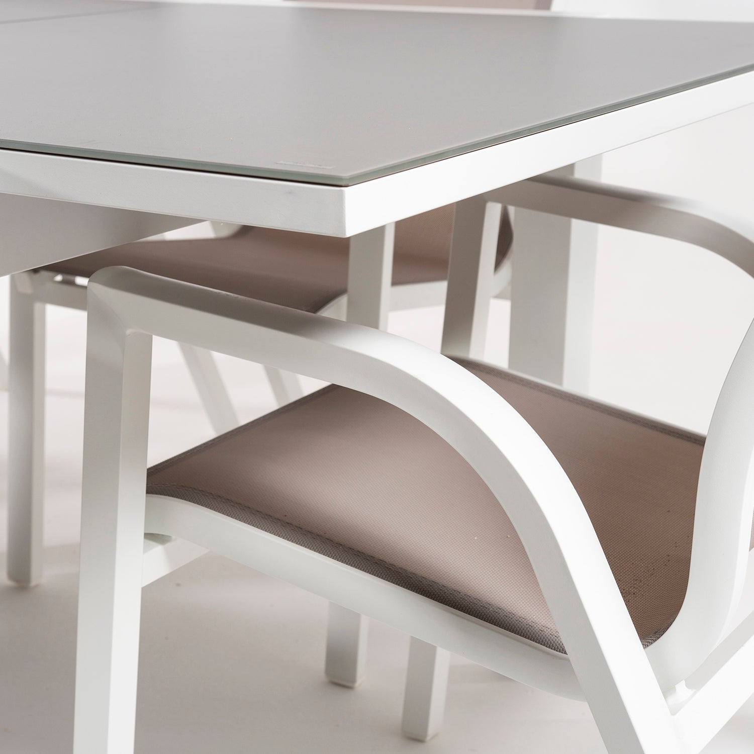Conjunto Muebles Exterior, Mesa Extensible 160/210, Sillones Apilable, 6 Plazas, Aluminio Blanco, Textilene Taupé_4
