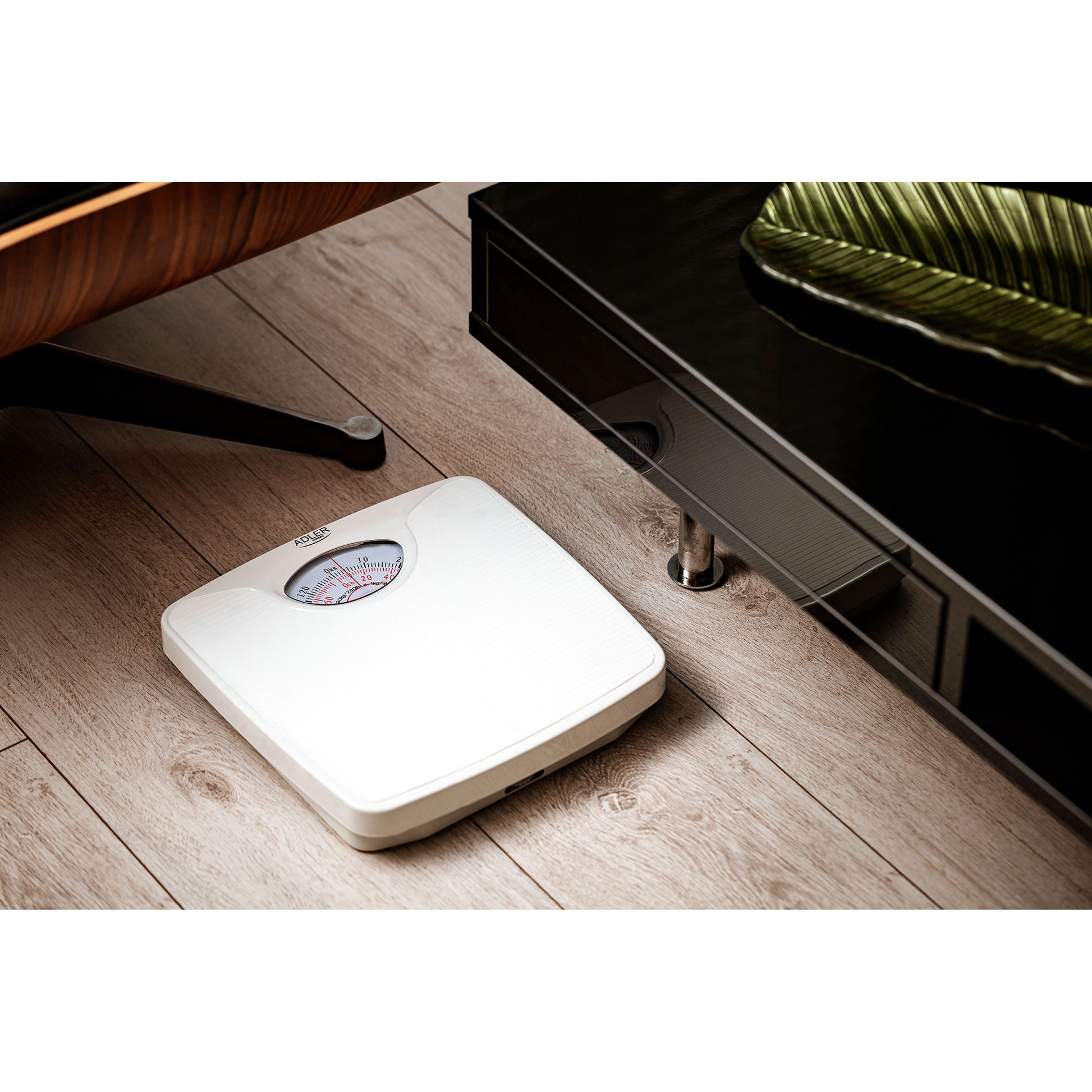 Báscula Analógica De Baño, Precisión, Mecánica, Medición Hasta 130 Kg, Sin Pilas, Fácil Uso Adler Ad8151w Blanco