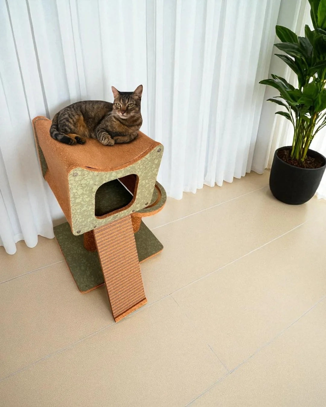 Estructura De Escalada Para Gatos Faro, Diseño Natural, De Corcho Y Superficie Antideslizante Althea Living 67x81x70cm_2